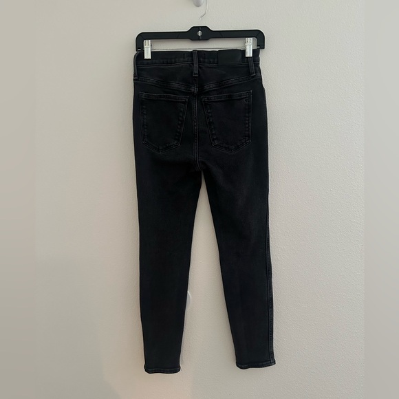 Madewell 10” High Rise Skinny Jeans in faded black, size 27P - Picture 2 of 10